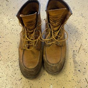 Red Wing 6 inch moc toe